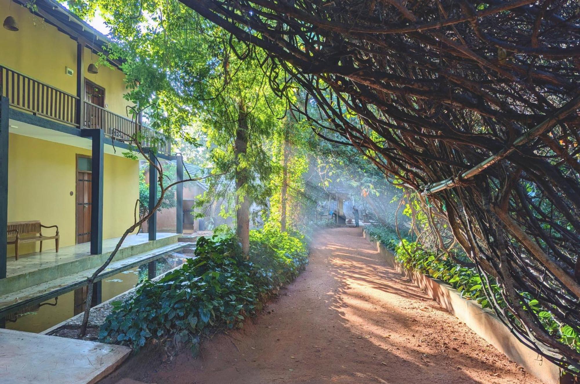 Pinthaliya Resort Sigiriya Luaran gambar